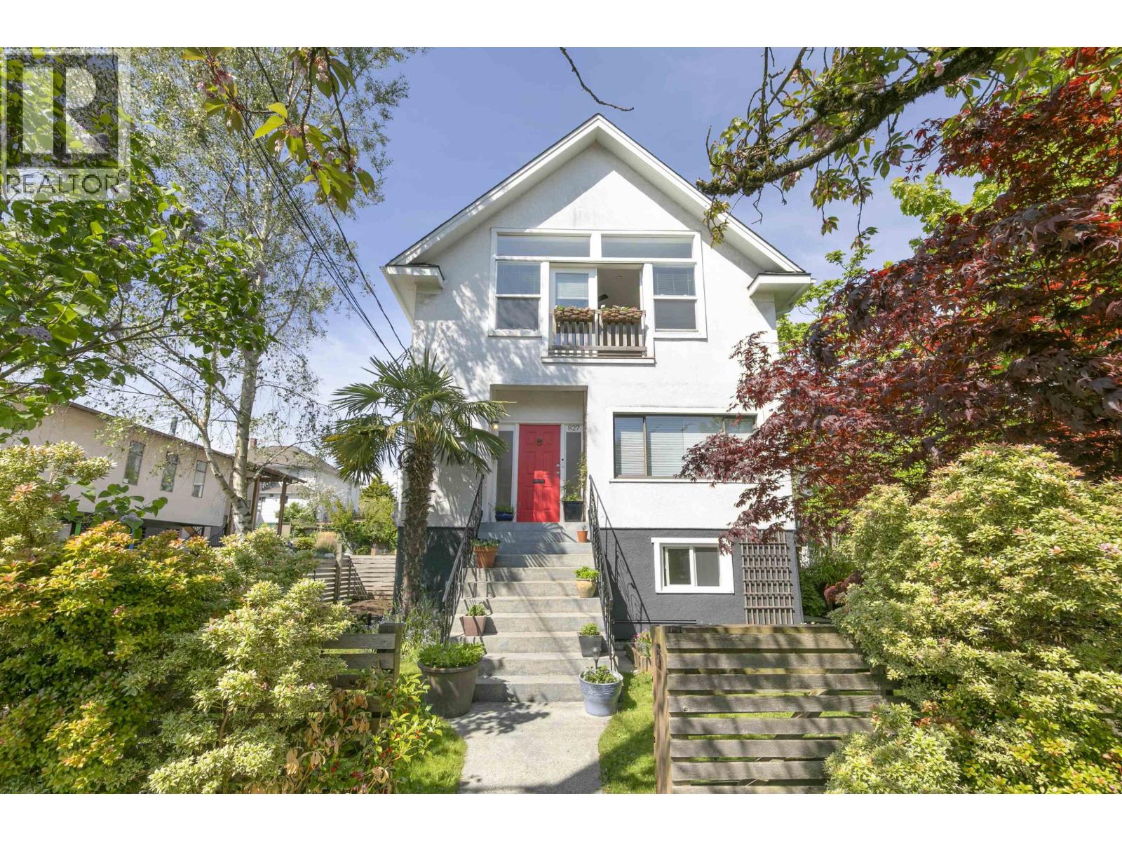 827 E 16th Avenue, Vancouver, British Columbia  V5T 2V7 - Photo 2 - R3119466