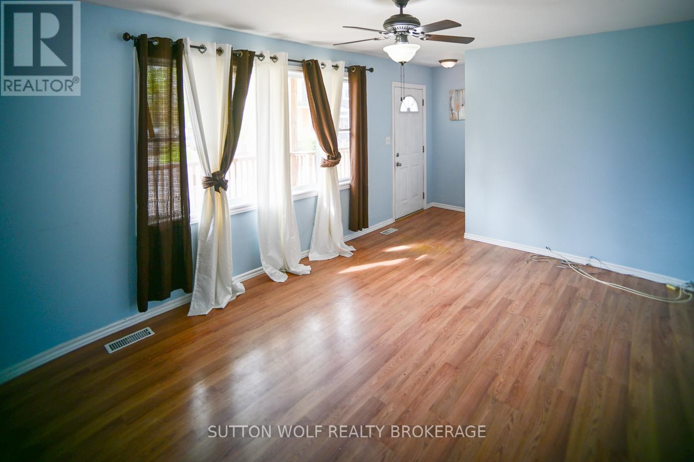 179 Albert Street, Strathroy-Caradoc, Ontario  N7G 1V9 - Photo 2 - X13085764