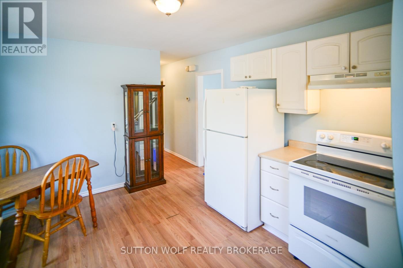 179 Albert Street, Strathroy-Caradoc, Ontario  N7G 1V9 - Photo 7 - X13085764