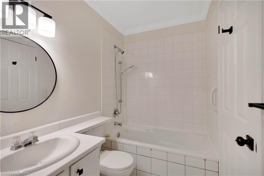 36 Hayhurst Road Unit# 110, Brantford, Ontario  N3R 6Y9 - Photo 18 - 40826735
