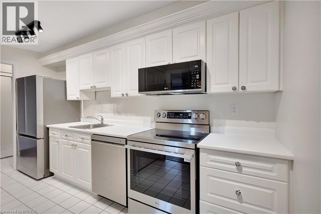 36 Hayhurst Road Unit# 110, Brantford, Ontario  N3R 6Y9 - Photo 2 - 40826735