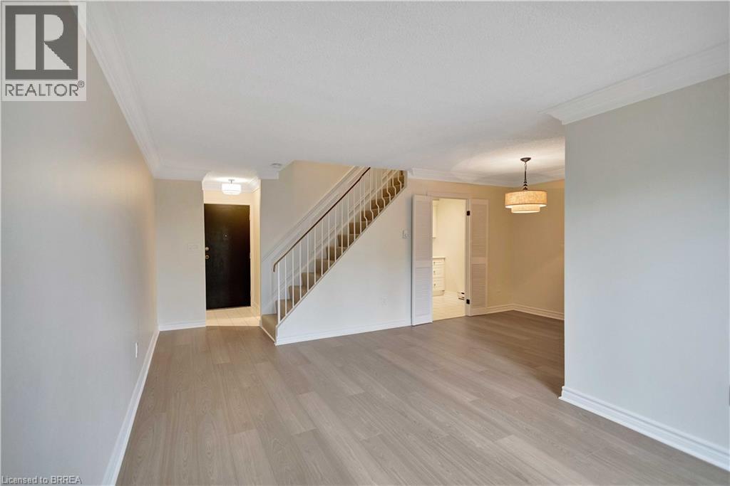 36 Hayhurst Road Unit# 110, Brantford, Ontario  N3R 6Y9 - Photo 5 - 40826735