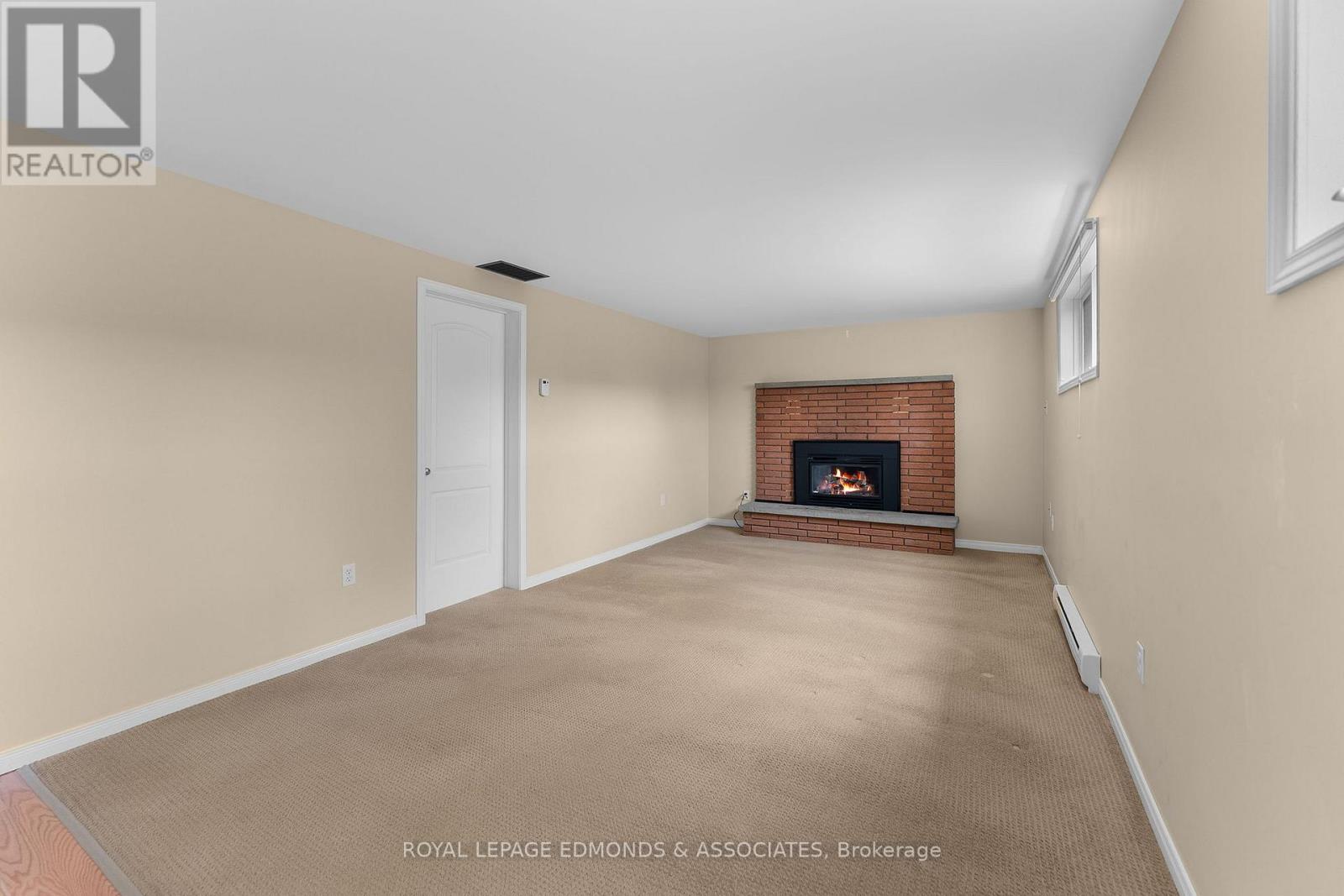 19 Algonquin Street, Petawawa, Ontario  K8H 2B1 - Photo 27 - X13085786