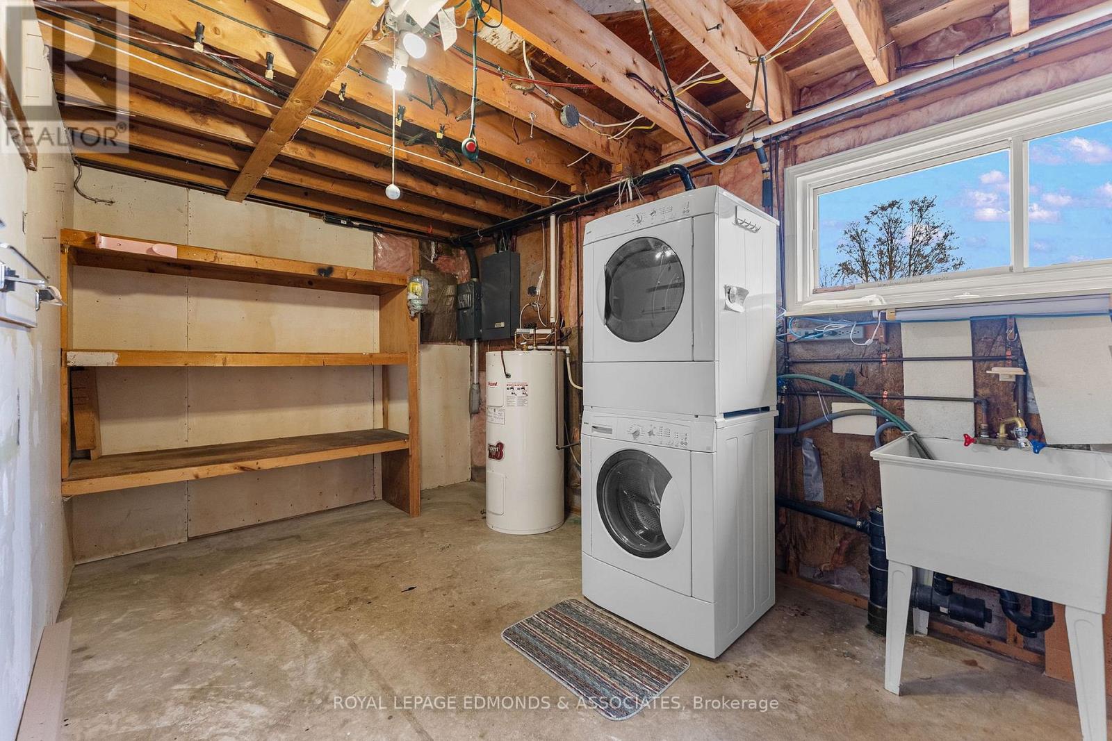 19 Algonquin Street, Petawawa, Ontario  K8H 2B1 - Photo 36 - X13085786