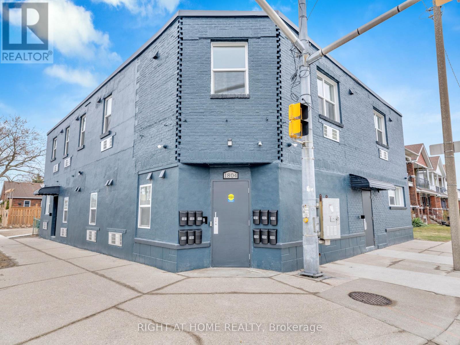 105 - 1804 DROUILLARD ROAD, Windsor, Ontario