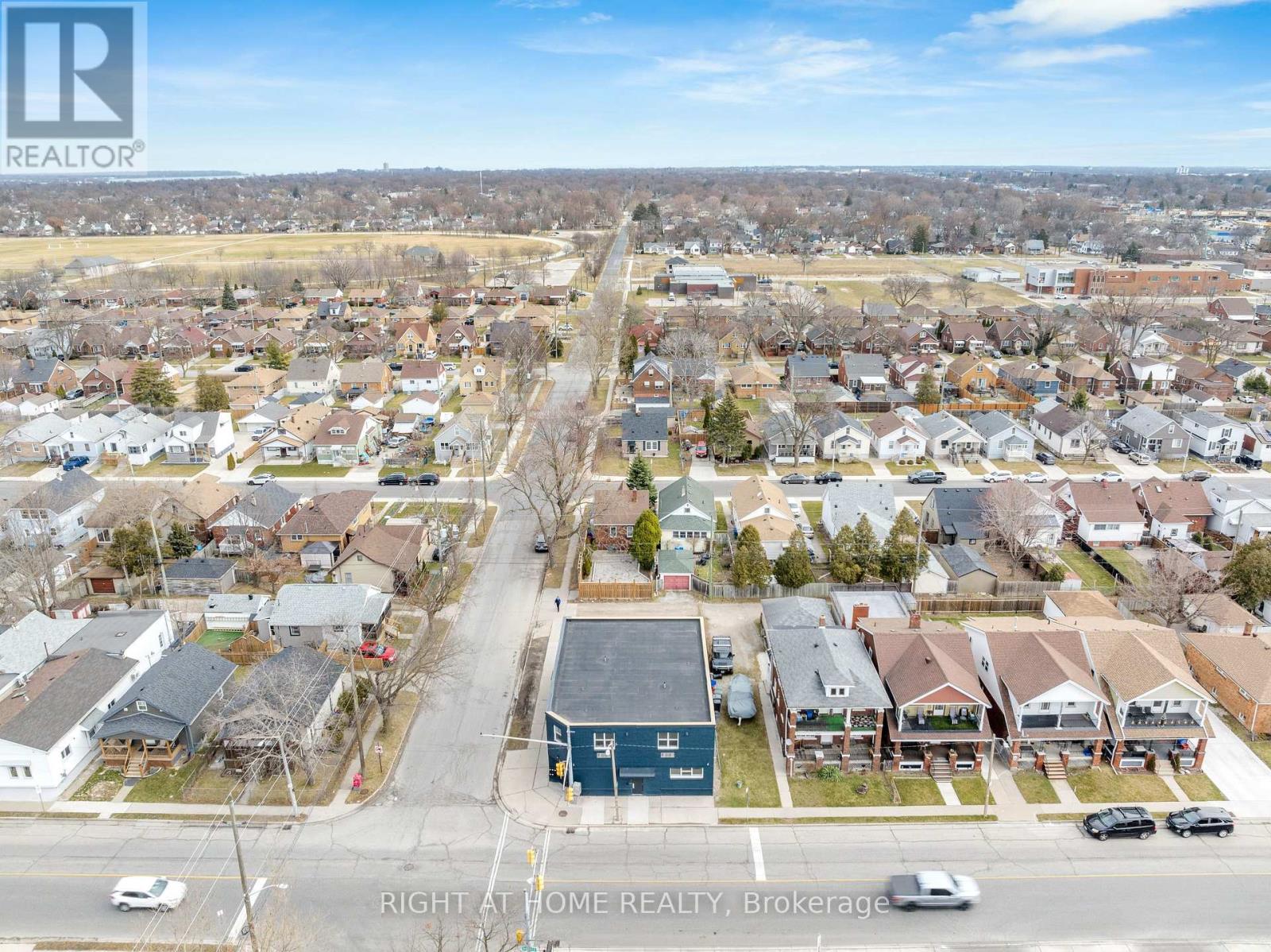 105 - 1804 Drouillard Road, Windsor, Ontario  N8W 3X5 - Photo 5 - X13085390