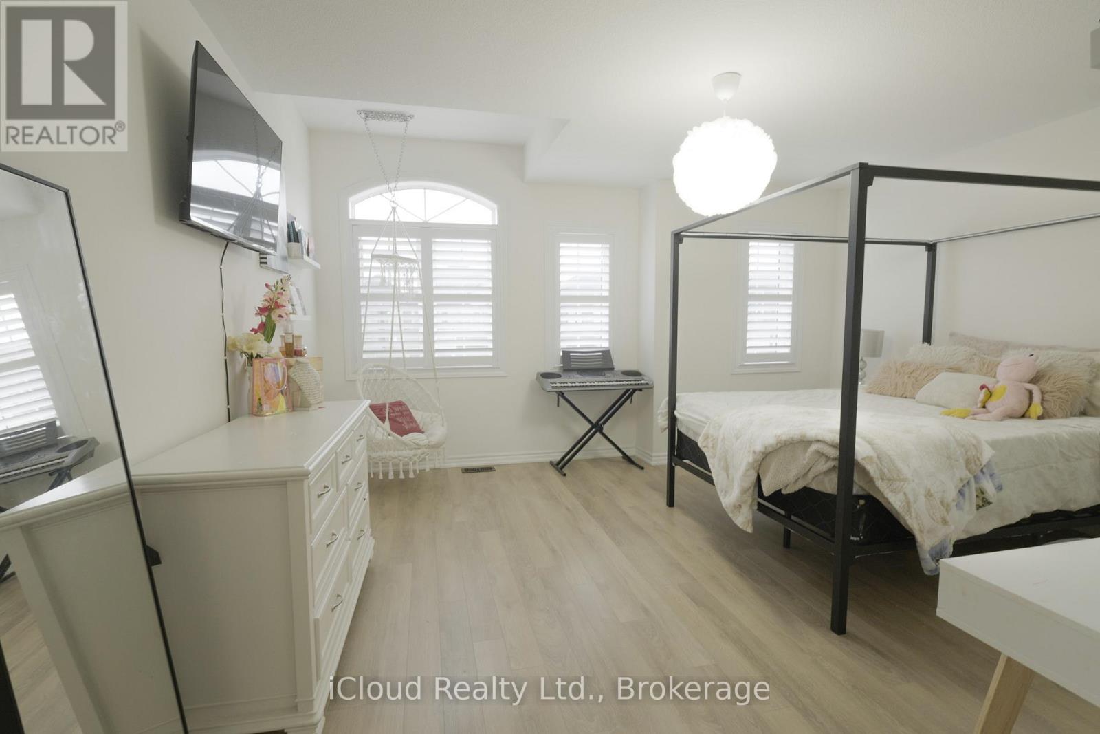 8 Whitton Drive, Brant, Ontario  N3L 0L1 - Photo 21 - X13085600