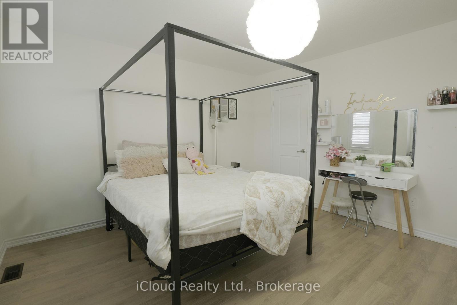 8 Whitton Drive, Brant, Ontario  N3L 0L1 - Photo 22 - X13085600