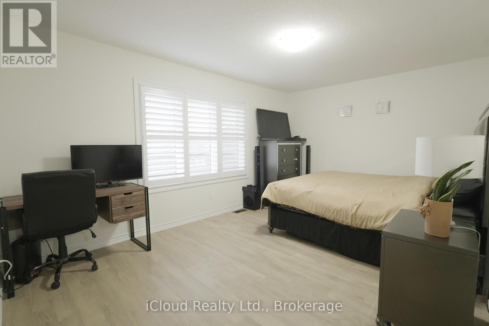 8 Whitton Drive, Brant, Ontario  N3L 0L1 - Photo 25 - X13085600