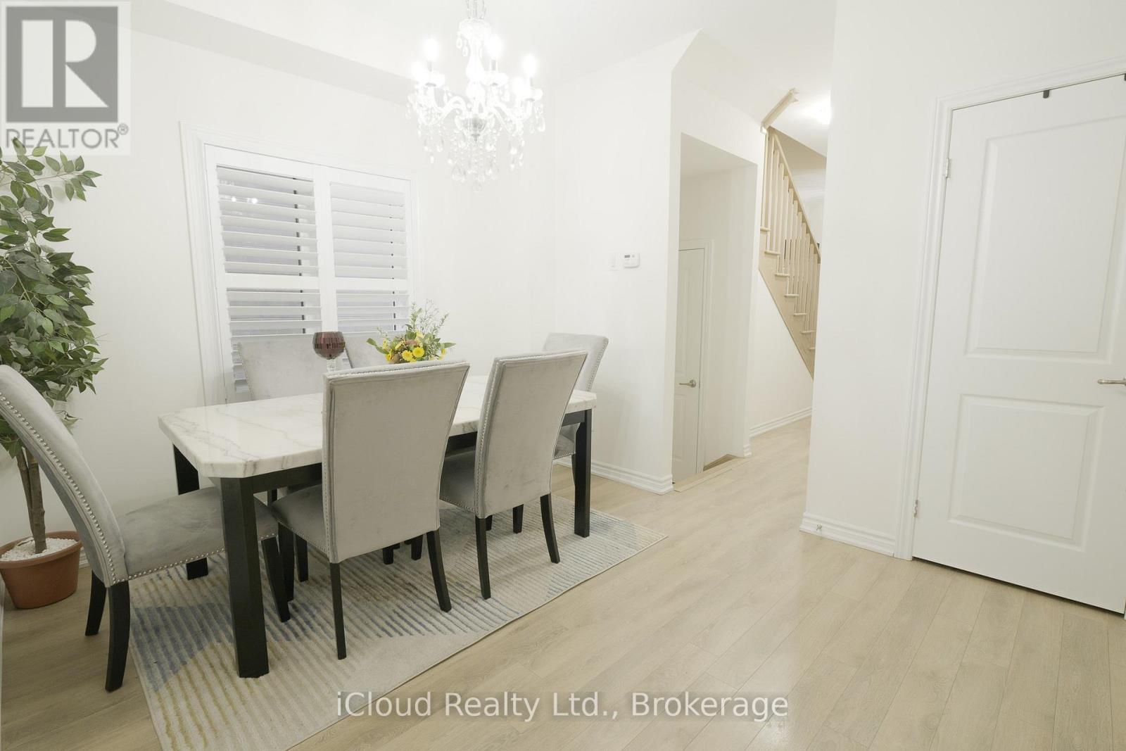 8 Whitton Drive, Brant, Ontario  N3L 0L1 - Photo 5 - X13085600