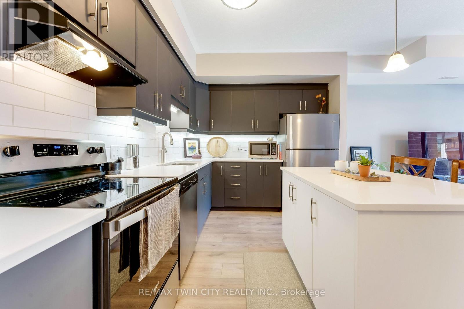 87 - 25 Isherwood Avenue, Cambridge, Ontario  N1R 0E2 - Photo 4 - X13085612