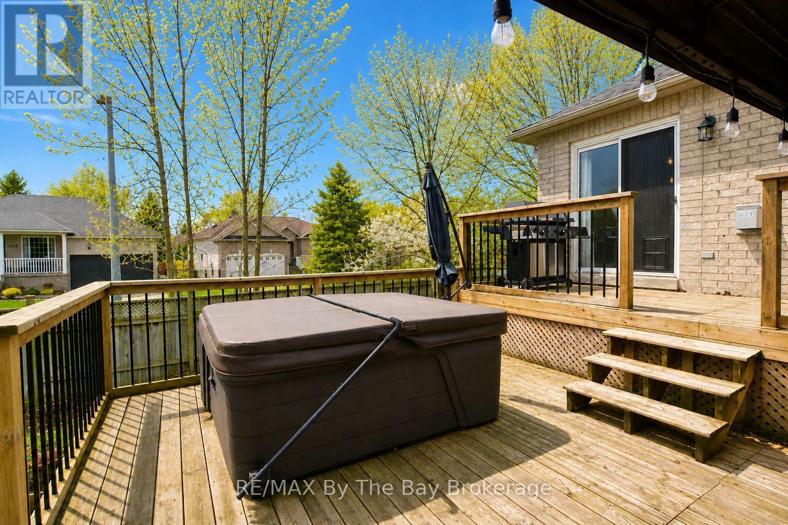 69 Caribou Trail, Wasaga Beach, Ontario  L9Z 1N3 - Photo 4 - S13000372