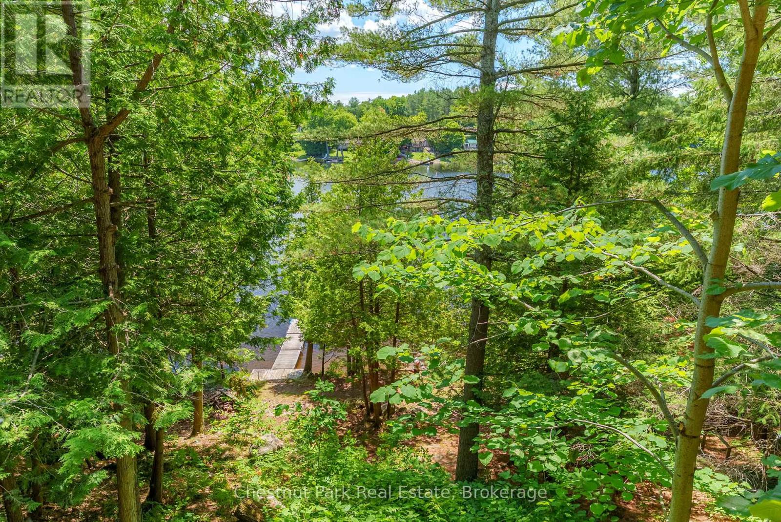 1054 10 Deewood Drive, Muskoka Lakes, Ontario  P0B 1M0 - Photo 19 - X13068160