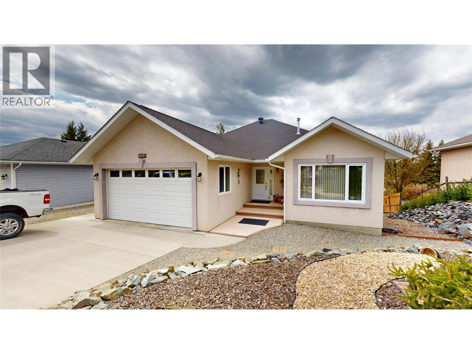 3333 Mt Fisher Drive N, Cranbrook, British Columbia  V1C 6N6 - Photo 1 - 10386112