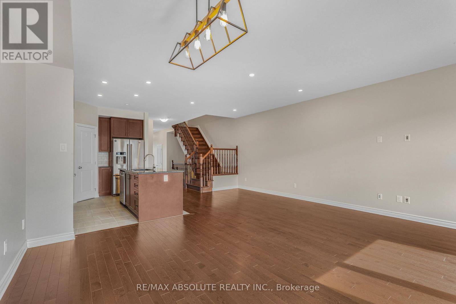 741 Namur Street, Russell, Ontario  K0A 1W0 - Photo 10 - X12973610