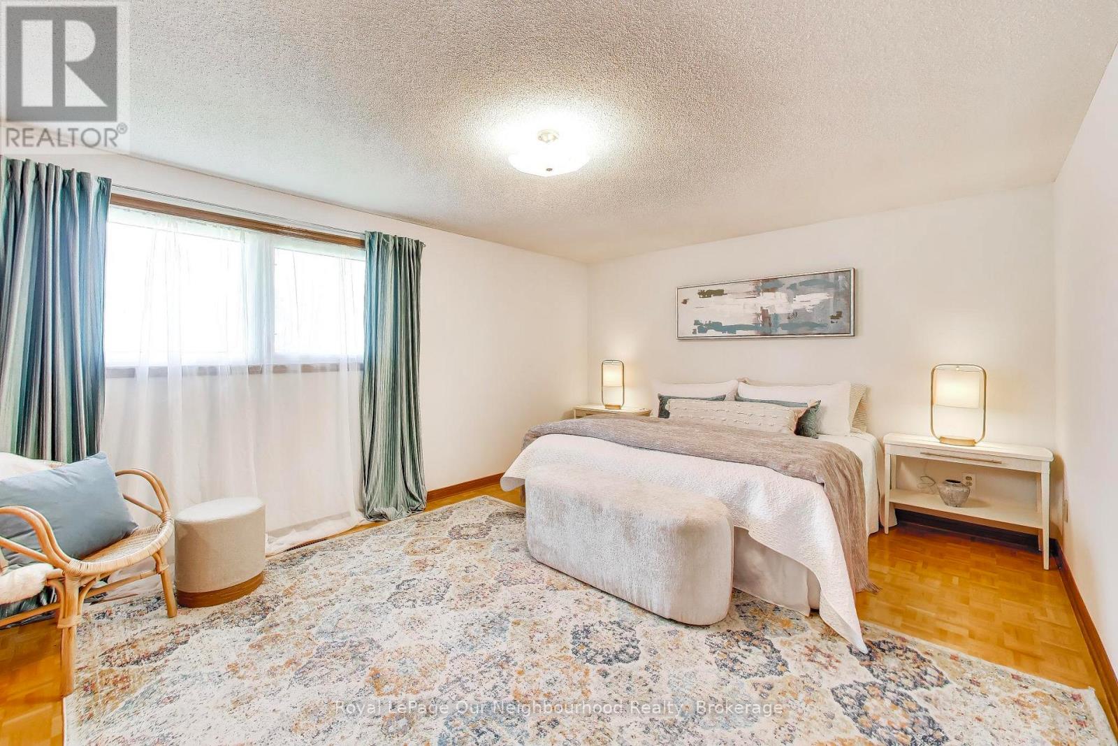 32 Madawaska Avenue, Toronto, Ontario  M2M 2P9 - Photo 18 - C13085750
