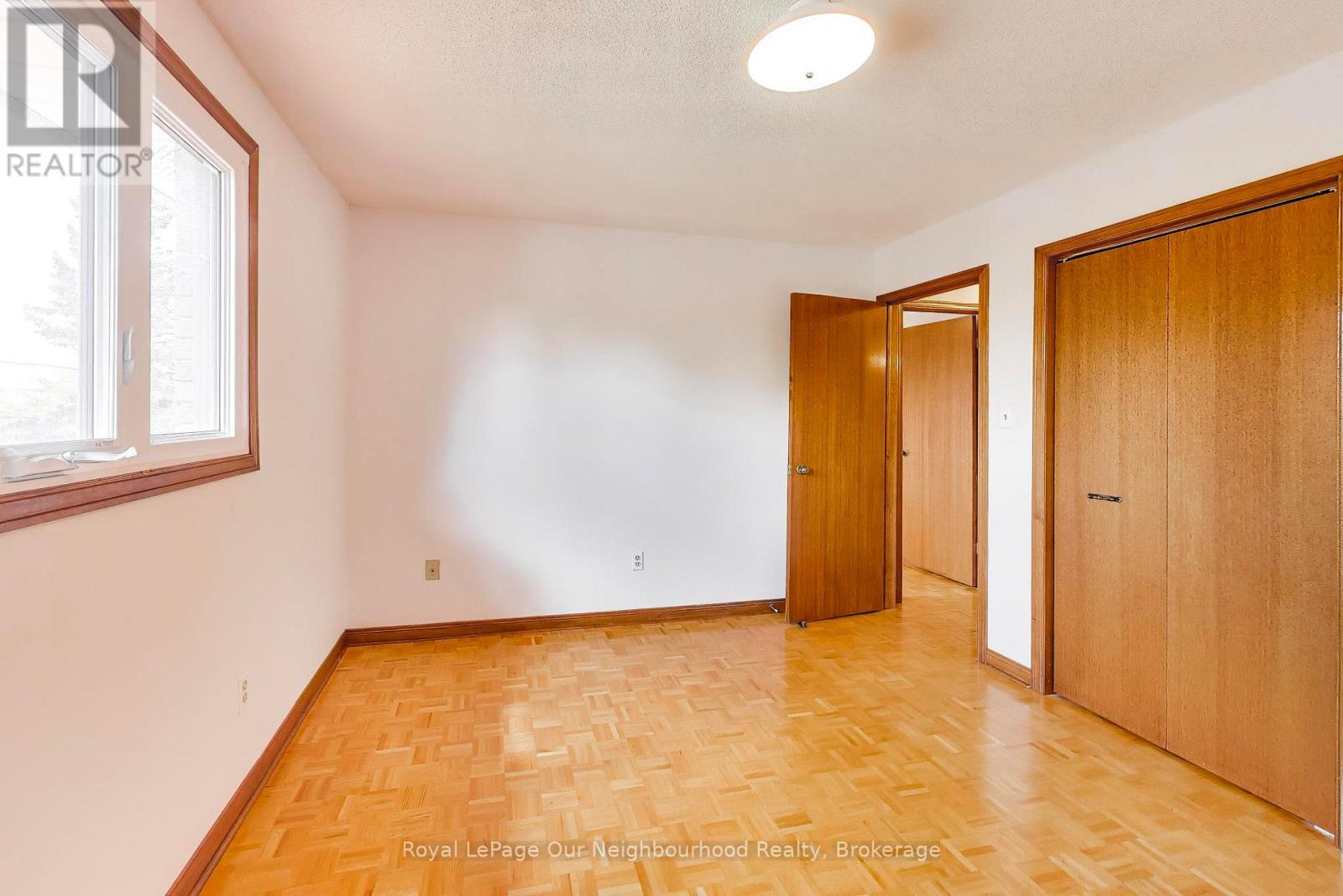 32 Madawaska Avenue, Toronto, Ontario  M2M 2P9 - Photo 25 - C13085750