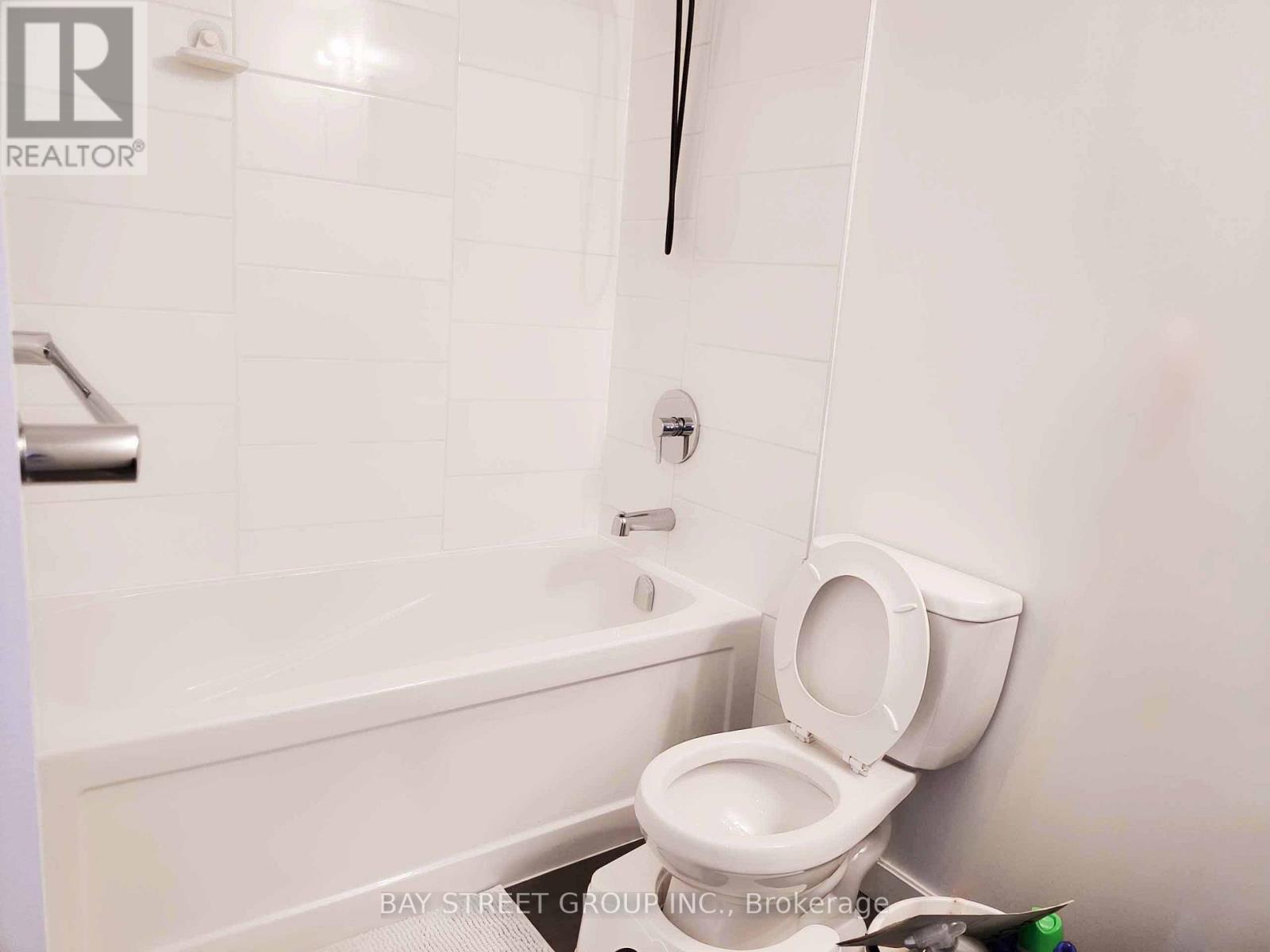2208 - 50 Forest Manor Road, Toronto, Ontario  M2J 0E3 - Photo 15 - C13085818