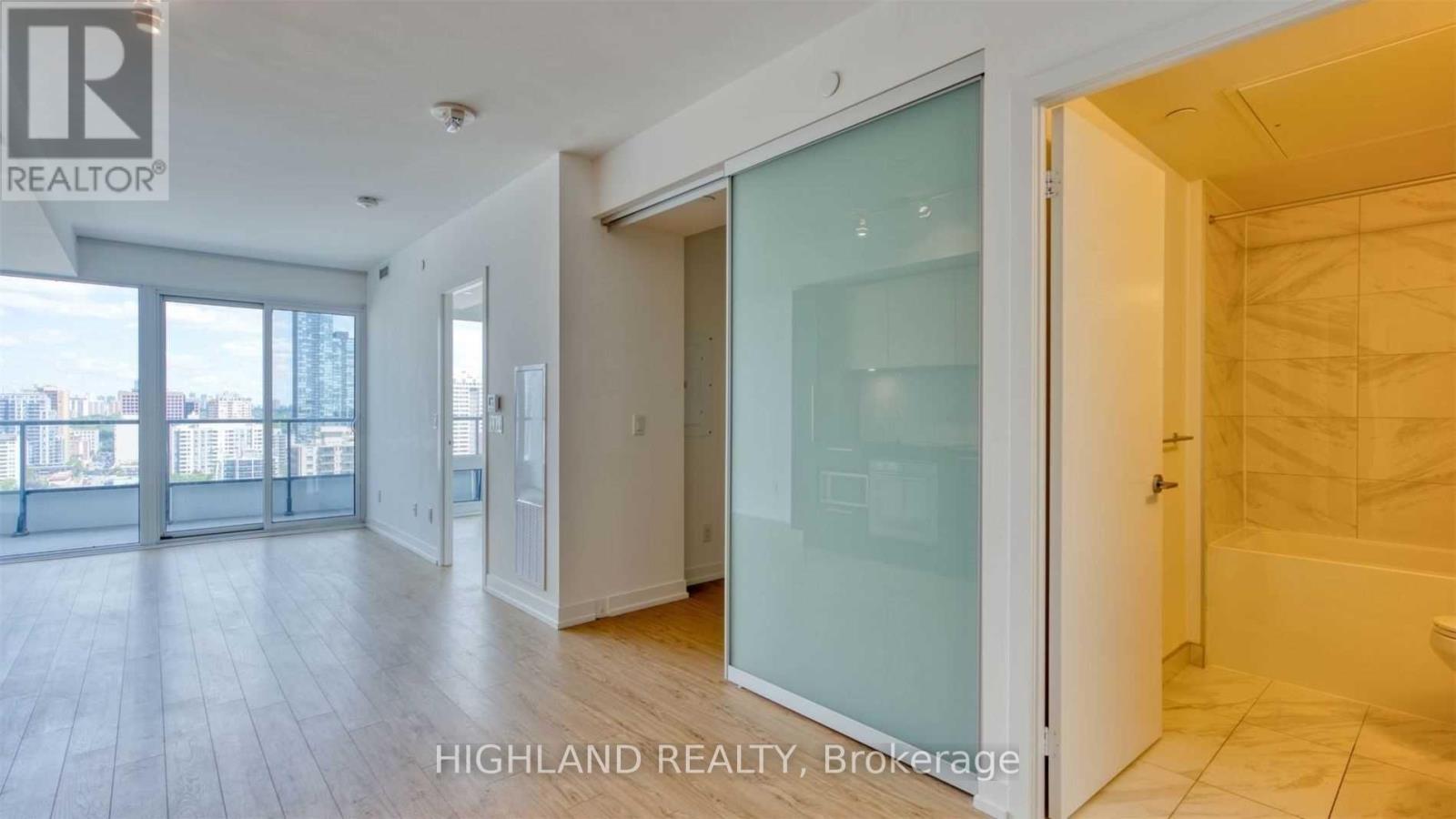 2607 - 85 Wood Street, Toronto, Ontario  M4Y 0E8 - Photo 8 - C13085828