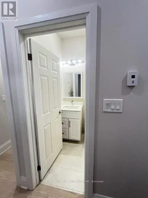 1 - 2 Bellwoods Park, Toronto, Ontario  M6J 1S4 - Photo 13 - C12637978