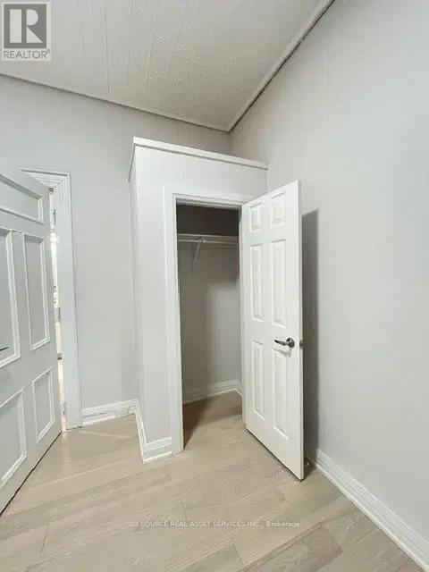 1 - 2 Bellwoods Park, Toronto, Ontario  M6J 1S4 - Photo 17 - C12637978