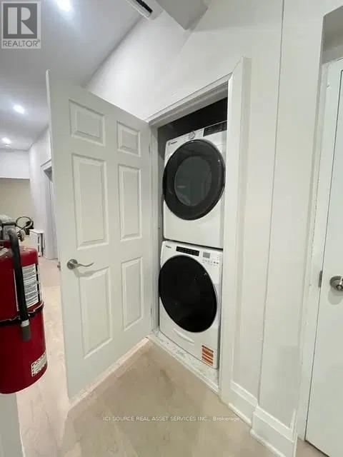 1 - 2 Bellwoods Park, Toronto, Ontario  M6J 1S4 - Photo 27 - C12637978