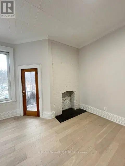 1 - 2 Bellwoods Park, Toronto, Ontario  M6J 1S4 - Photo 5 - C12637978