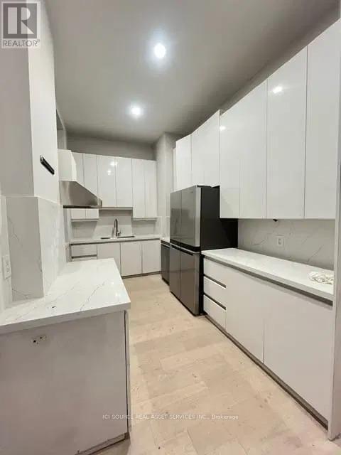 1 - 2 Bellwoods Park, Toronto, Ontario  M6J 1S4 - Photo 31 - C12637978