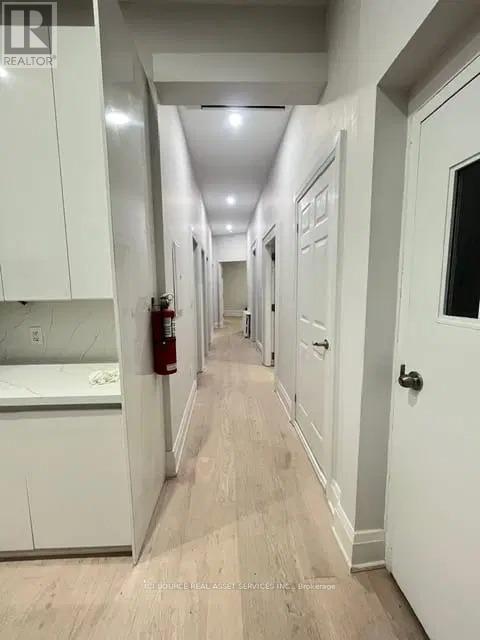 1 - 2 Bellwoods Park, Toronto, Ontario  M6J 1S4 - Photo 30 - C12637978