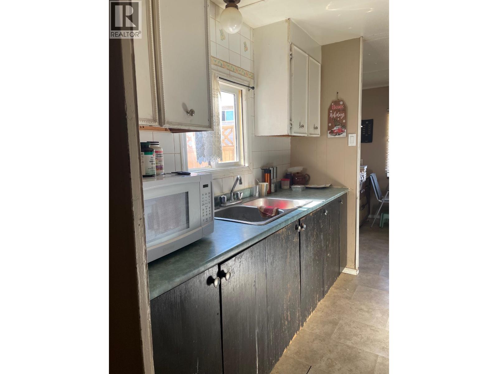 5504-5508 49 Street, Fort Nelson, British Columbia  V0C 1R0 - Photo 21 - C8078406