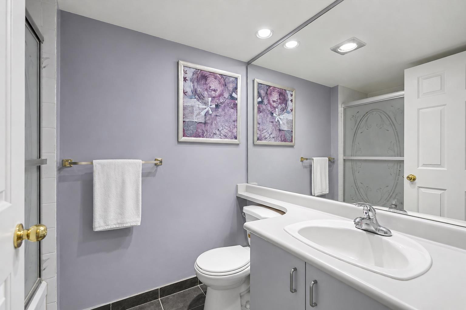 1701 14881 103a Avenue, Surrey, British Columbia  V3R 0M5 - Photo 11 - R3117807