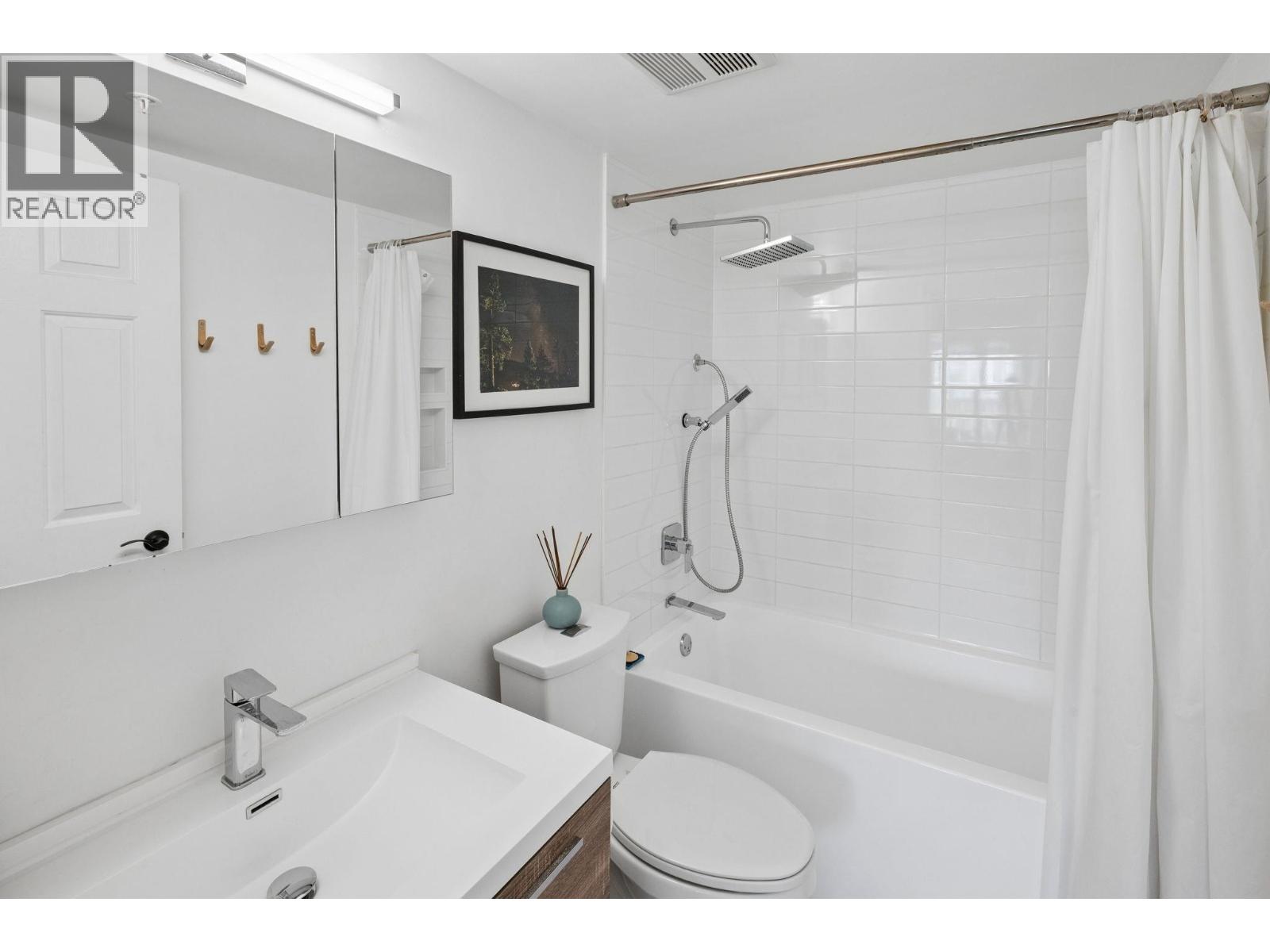 305 688 E 16th Avenue, Vancouver, British Columbia  V5T 2V4 - Photo 13 - R3119524