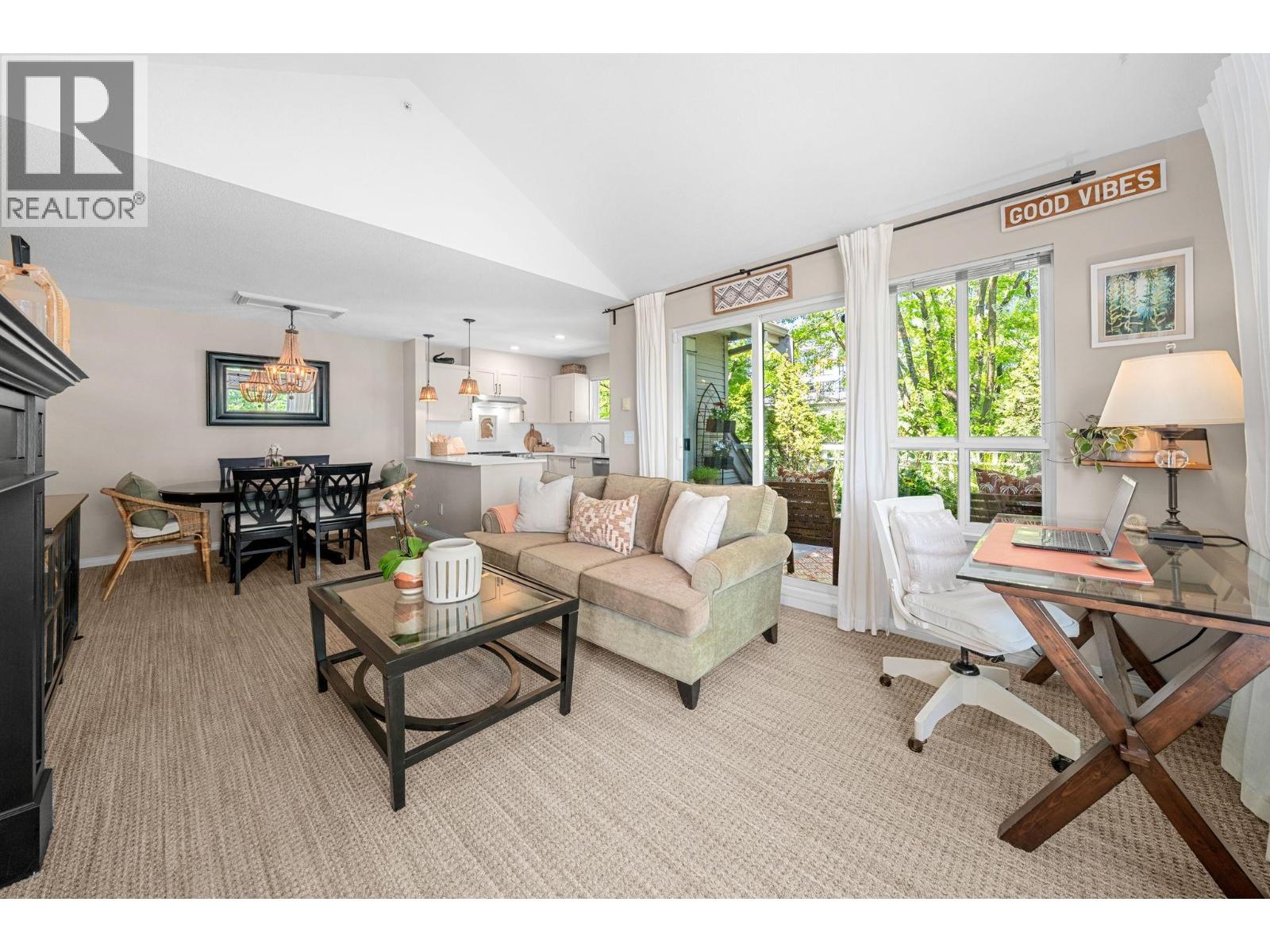 303 365 E 1st Street, North Vancouver, British Columbia  V7L 4W5 - Photo 7 - R3119549
