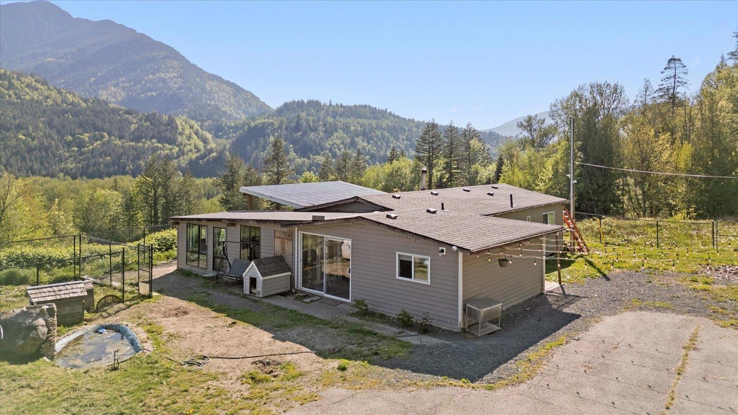 4495 Hirschman Road, Chilliwack River Valley, Sardis - Chwk River Valley, British Columbia  V2R 4R9 - Photo 5 - R3119590