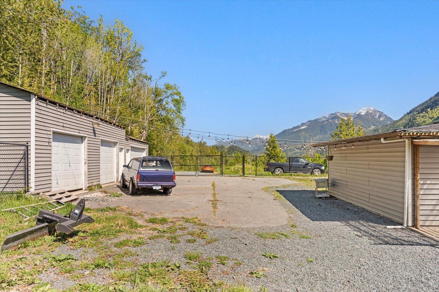 4495 Hirschman Road, Chilliwack River Valley, Sardis - Chwk River Valley, British Columbia  V2R 4R9 - Photo 3 - R3119590