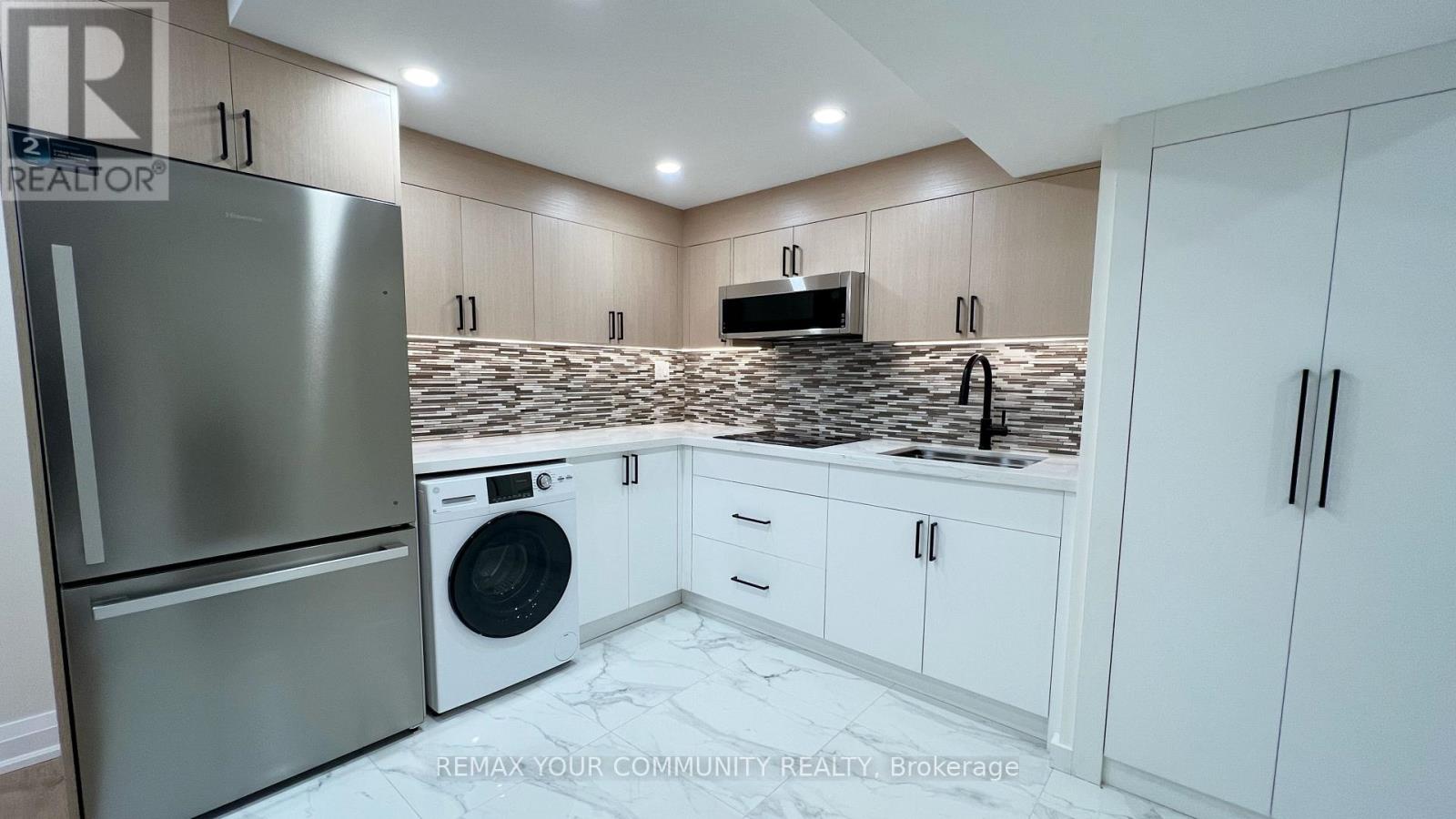 Lower - 24 Foxhill Drive, Vaughan, Ontario  L6A 1K1 - Photo 5 - N13061858