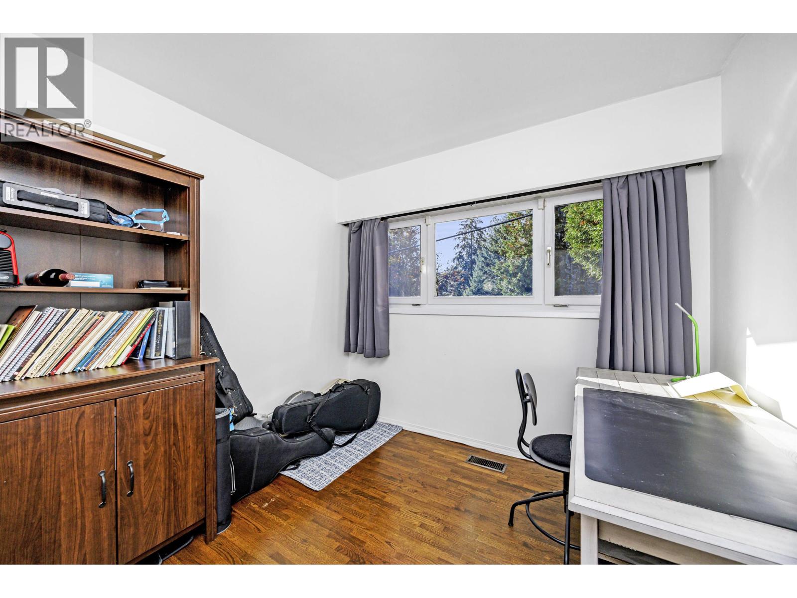 1388 E 20th Street, North Vancouver, British Columbia  V7J 1M6 - Photo 14 - R3119530