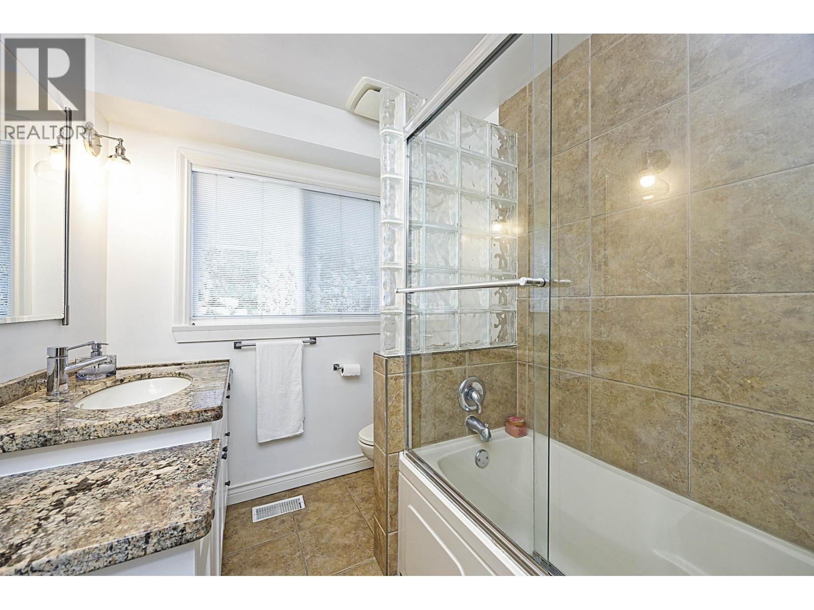 1388 E 20th Street, North Vancouver, British Columbia  V7J 1M6 - Photo 15 - R3119530