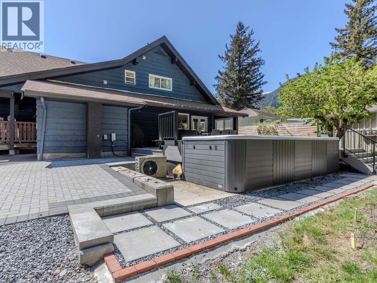 1387 Judd Road, Squamish, British Columbia  V0N 1H0 - Photo 26 - R3119543