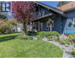 1387 JUDD ROAD, Squamish, British Columbia