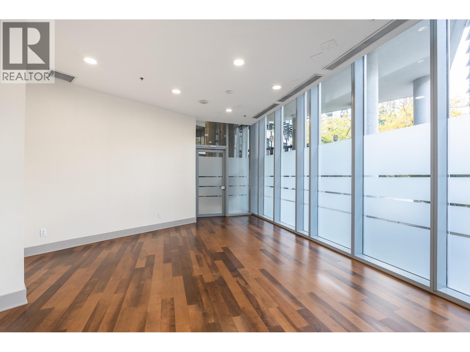 2402 1255 Seymour Street, Vancouver, British Columbia  V6B 0H1 - Photo 19 - R3119624