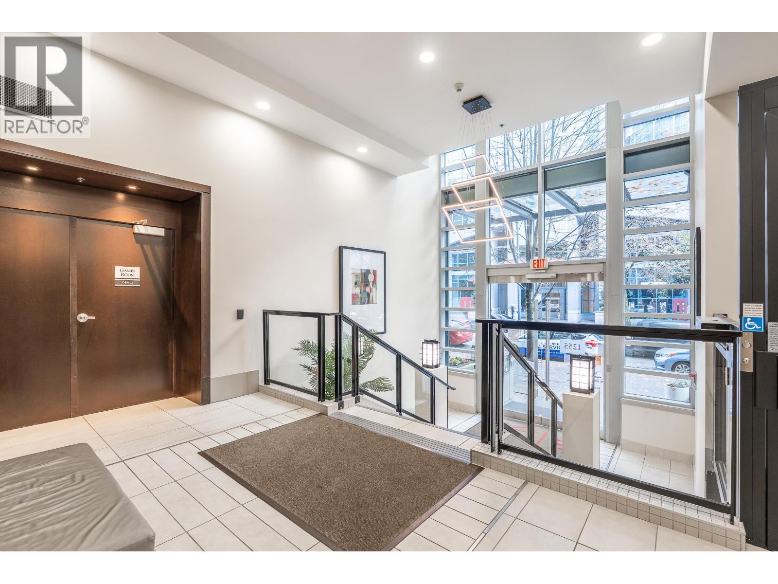 2402 1255 Seymour Street, Vancouver, British Columbia  V6B 0H1 - Photo 23 - R3119624