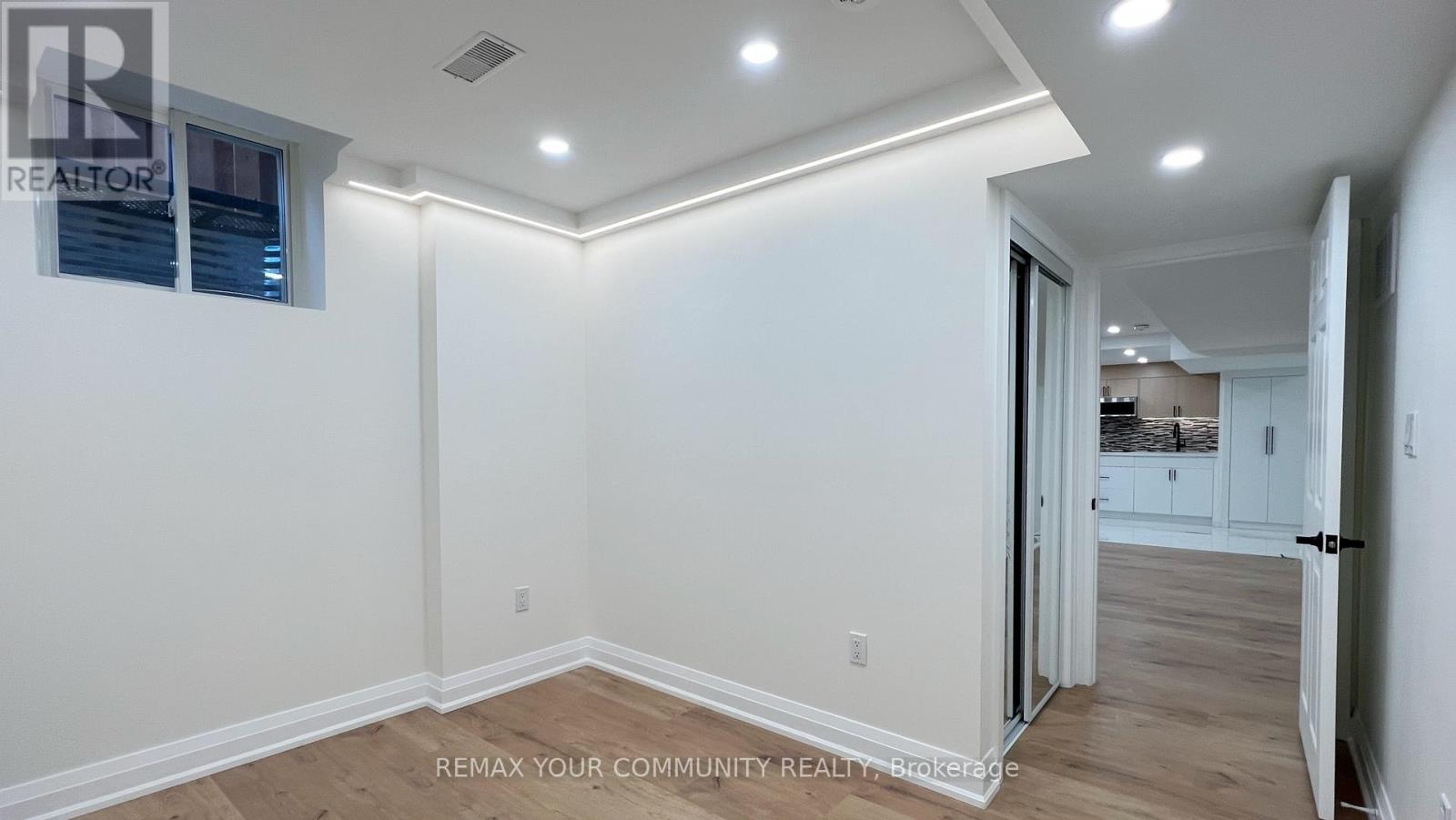 Lower - 24 Foxhill Drive, Vaughan, Ontario  L6A 1K1 - Photo 10 - N13061858