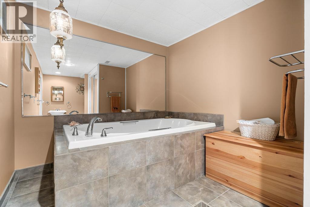 188 Cliffview Drive, Enderby, British Columbia  V4Y 4C1 - Photo 37 - 10385896