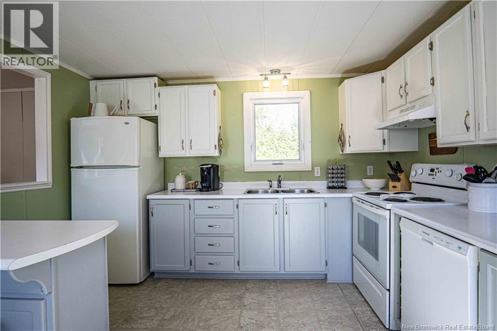 18 Currie Avenue, Burton, New Brunswick  E2V 3K7 - Photo 5 - NB138737