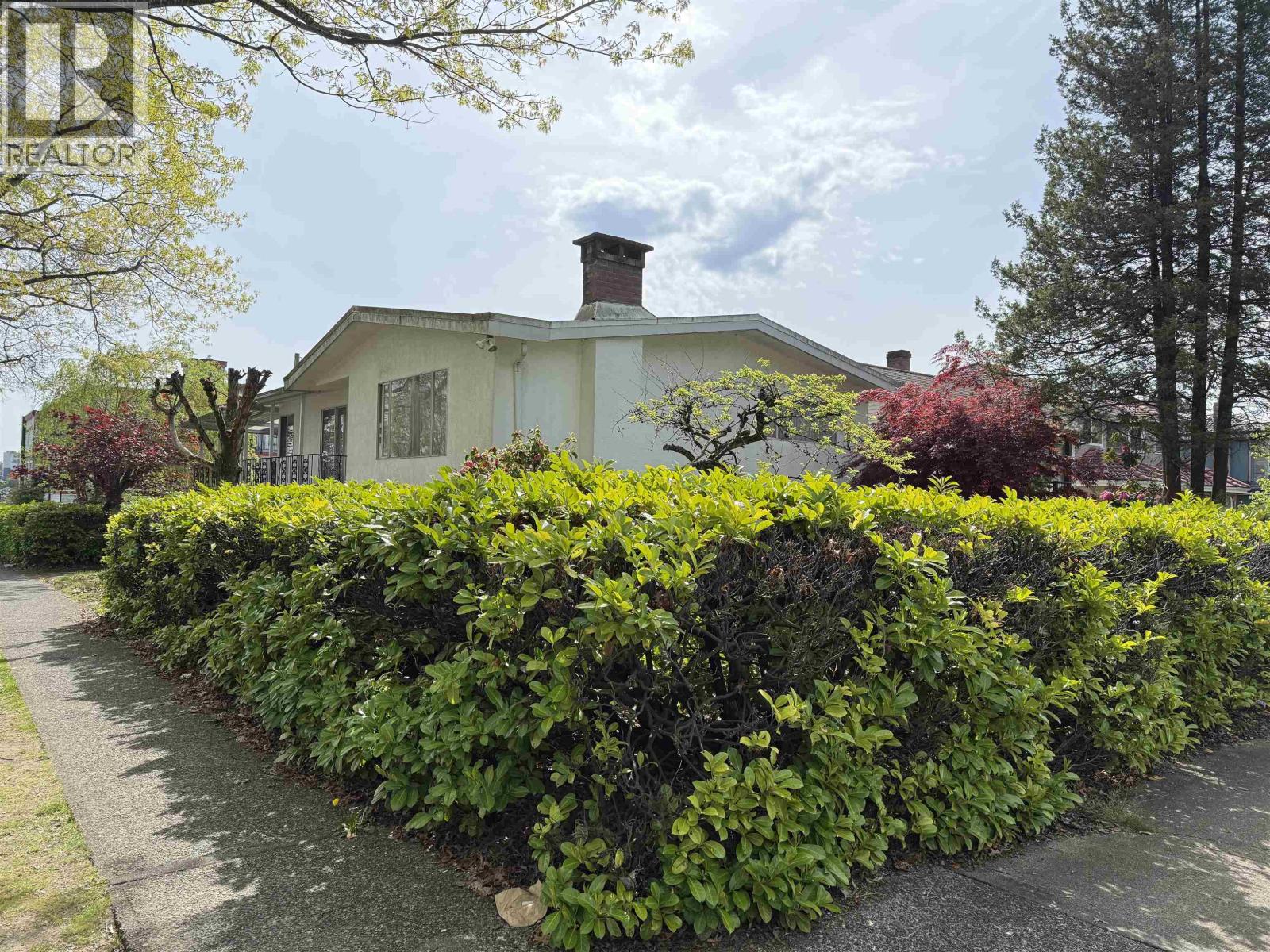 3660 E 22nd Avenue, Vancouver, British Columbia  V5M 2Z7 - Photo 2 - R3119463