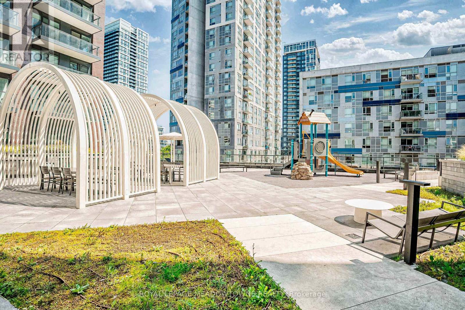 1102 - 130 River Street, Toronto, Ontario  M5A 0R8 - Photo 38 - C12872280