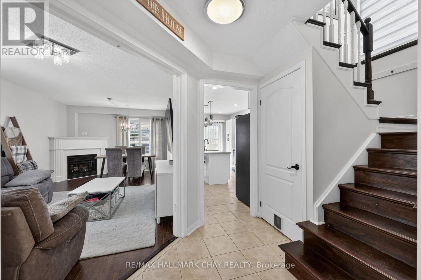 35 Lookout Street, Essa (Angus), Ontario  L0M 1B4 - Photo 19 - N13085696