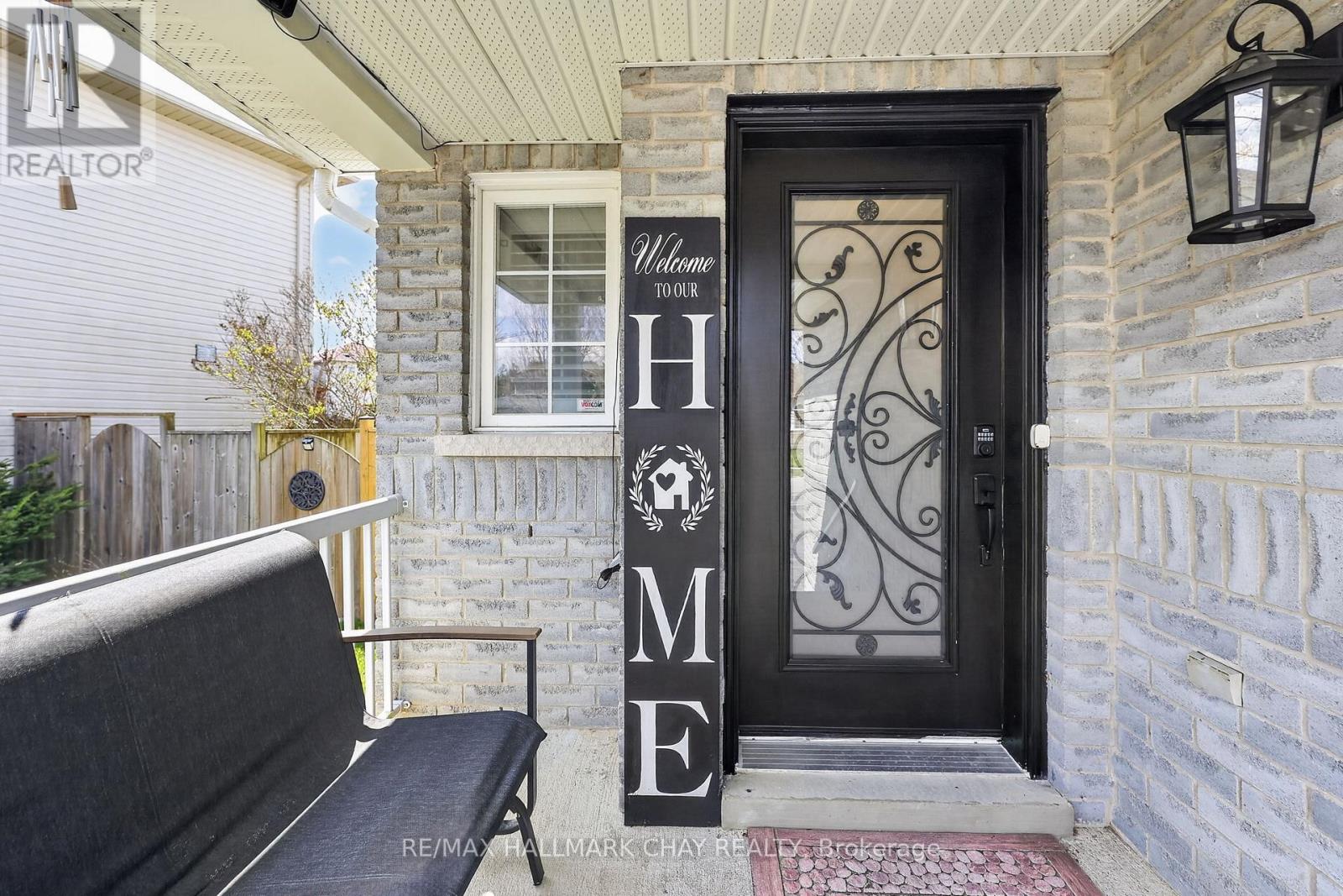 35 Lookout Street, Essa (Angus), Ontario  L0M 1B4 - Photo 6 - N13085696