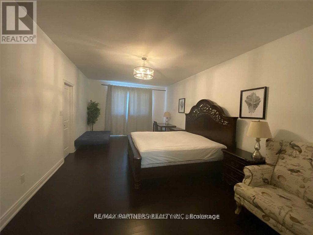 124 Lichfield Road, Markham, Ontario  L3R 0W9 - Photo 7 - N13085830